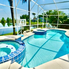 Ref 60. Stunning villa in perfect location. Close to Disney