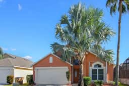 Ref 17. Lake Berkley. Superb Villa , own pool. BBQ.Nr Disney