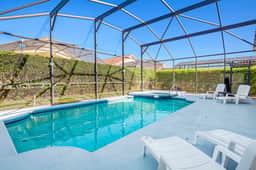 Ref 40. Stunning refurbished villa own pool. Near Disney