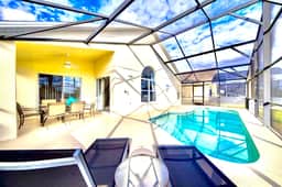 ref 85. Stunning Villa with south facing pool. Near Disney