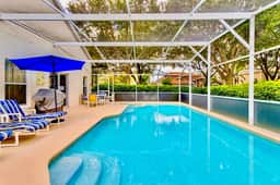 Ref 991PF. Modern villa, own pool. Pet friendly. Near Disney