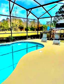 Ref 994PF. Modern lake view pool home. Very close to Disney