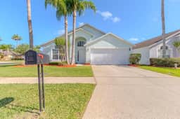 ref 16. Stunning pool villa Lake Berkley Resort