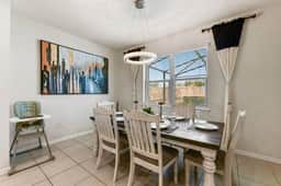 Ref 28. Family home on Stunning waterpark Windsor Resort - Image 5