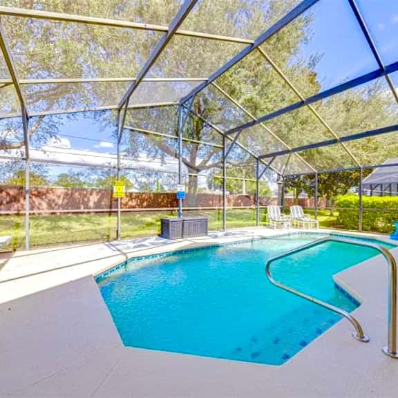 Ref 800. Stunning villa with pool and games room. Free BBQ - Image 1