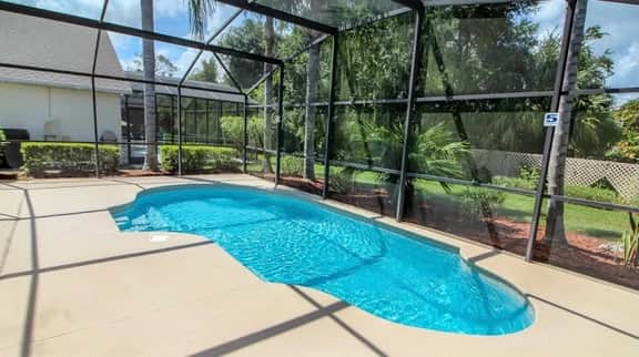 Ref 10. Lake Berkley.  Villa own pool. Gas BBQ. Near Disney