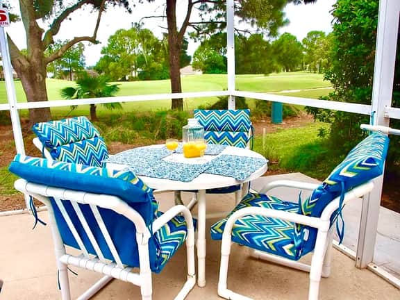ref 47. Stunning villa with golf course view. South pool.