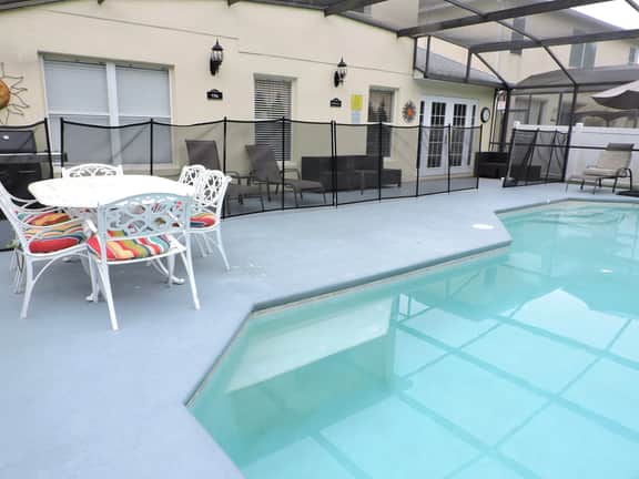 Ref 14. Stunning Villa at Lake Berkley Resort. Near Disney.