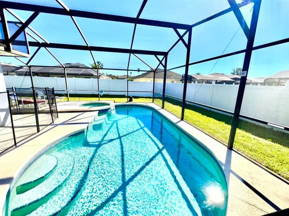 Ref 75. Stunning villa own pool. Tuscan Ridge near Disney.