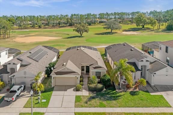 Ref 31. Golf Paradise. Stunning villa on Highlands Reserve