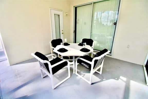 Ref 33. Golf Paradise. Stunning villa on Highlands Reserve