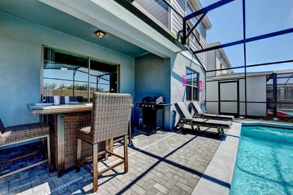 Ref 28. Family home on Stunning waterpark Windsor Resort - Image 3