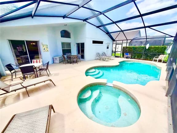Ref 08. Lake Berkley. Stunning Villa , own pool. Near Disney