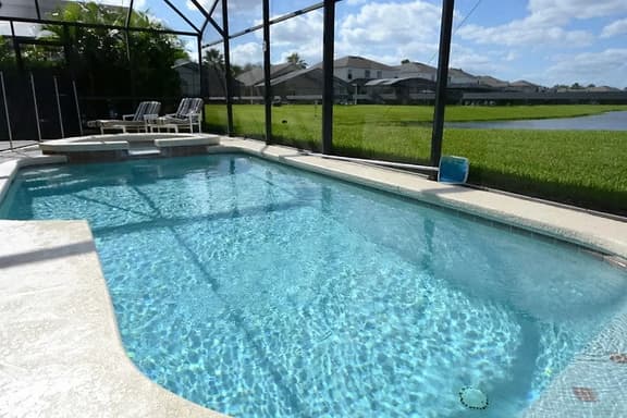 Ref 26. Stunning villa with own pool. Lake view. Near Disney