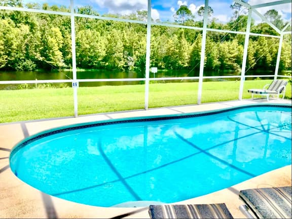 Ref 53. Stunning villa, own pool with lake view. Near Disney