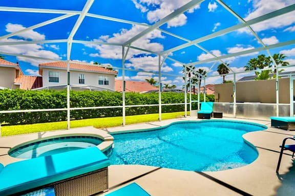 Ref 66. Stunning home with pool. Tuscan Hills near Disney