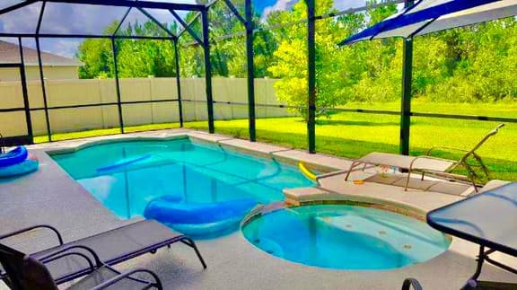 Ref 96. Stunning spacious villa with own pool. Near Disney