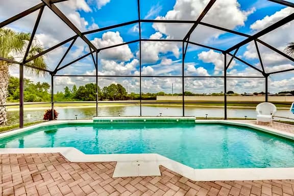 ref 125. Fabulous villa own pool, games room. Near Disney