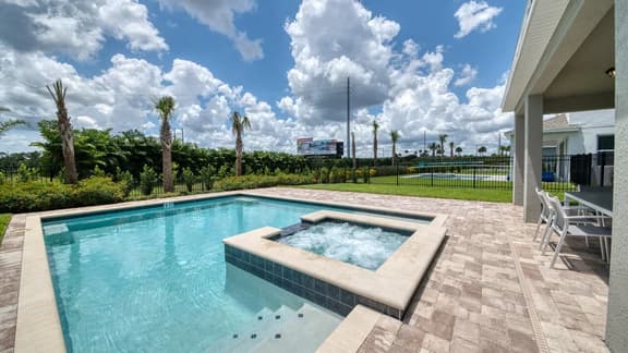 ref 41. Stunning villa own South facing pool. Near Disney - Image 1
